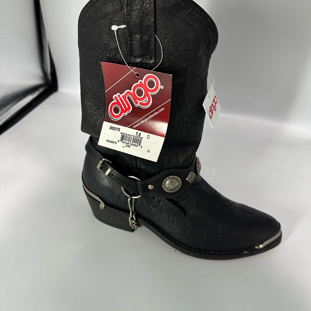 Dingo boots brand new